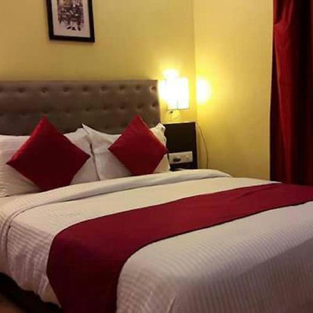 Hotel City Liit Delhi Airport Ню Делхи Екстериор снимка