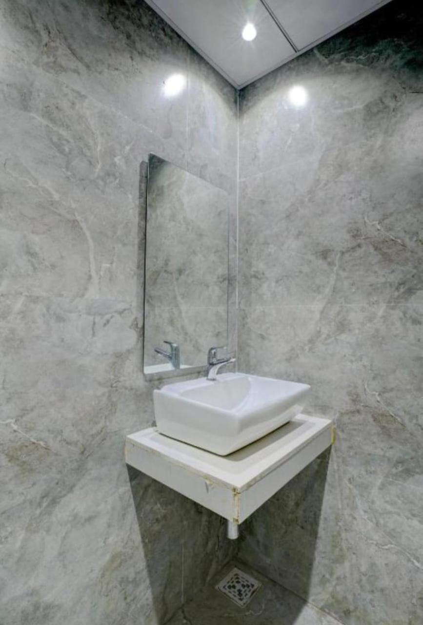 Hotel City Liit Delhi Airport Ню Делхи Екстериор снимка