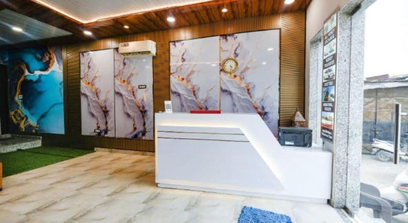 Hotel City Liit Delhi Airport Ню Делхи Екстериор снимка