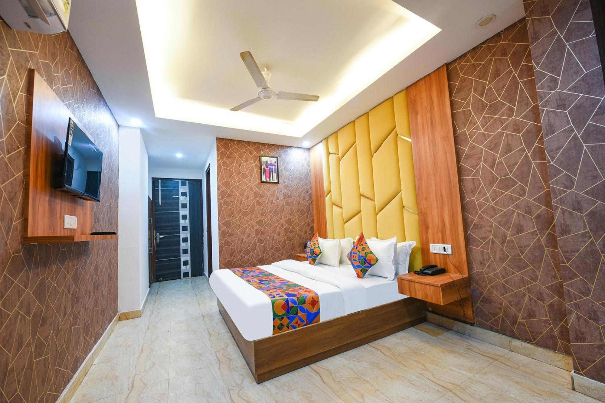 Hotel City Liit Delhi Airport Ню Делхи Екстериор снимка